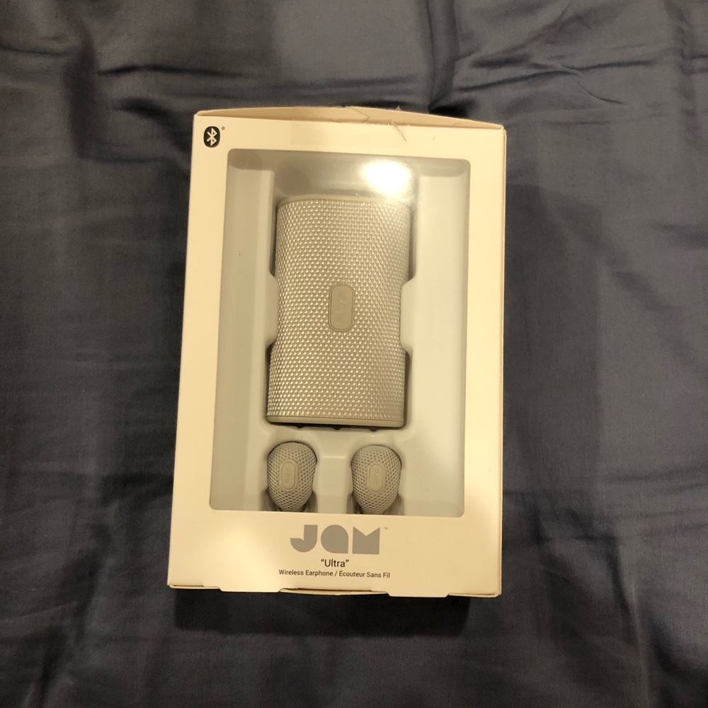 Earbuds